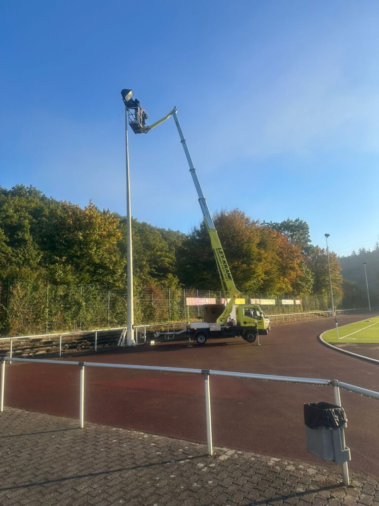 Projekt_Fluchtlichtanlage